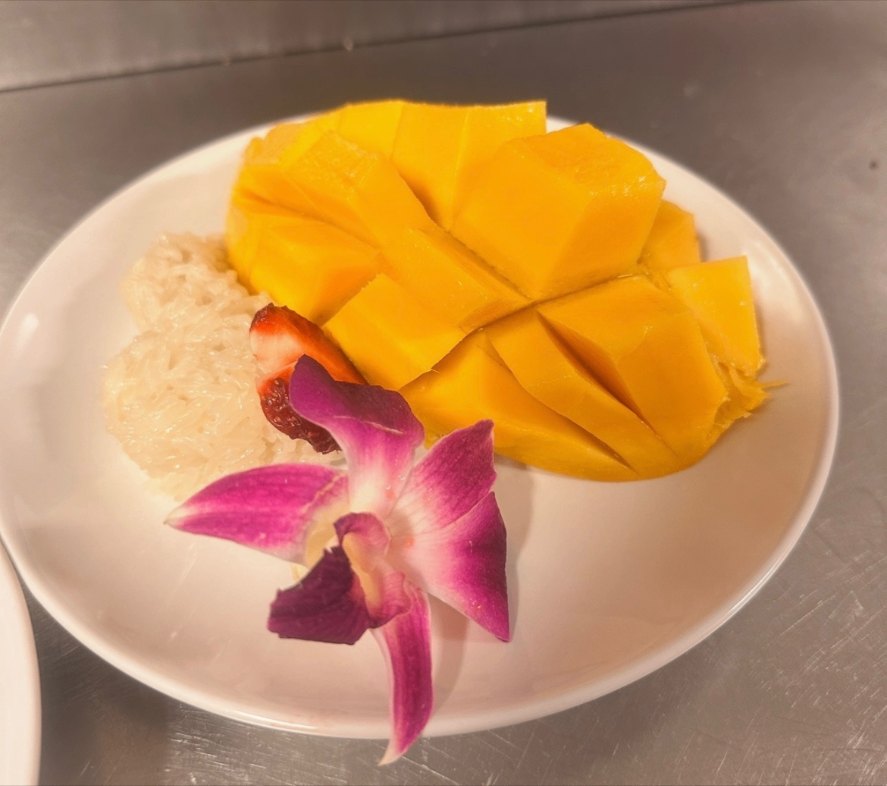 Mango sticky rice